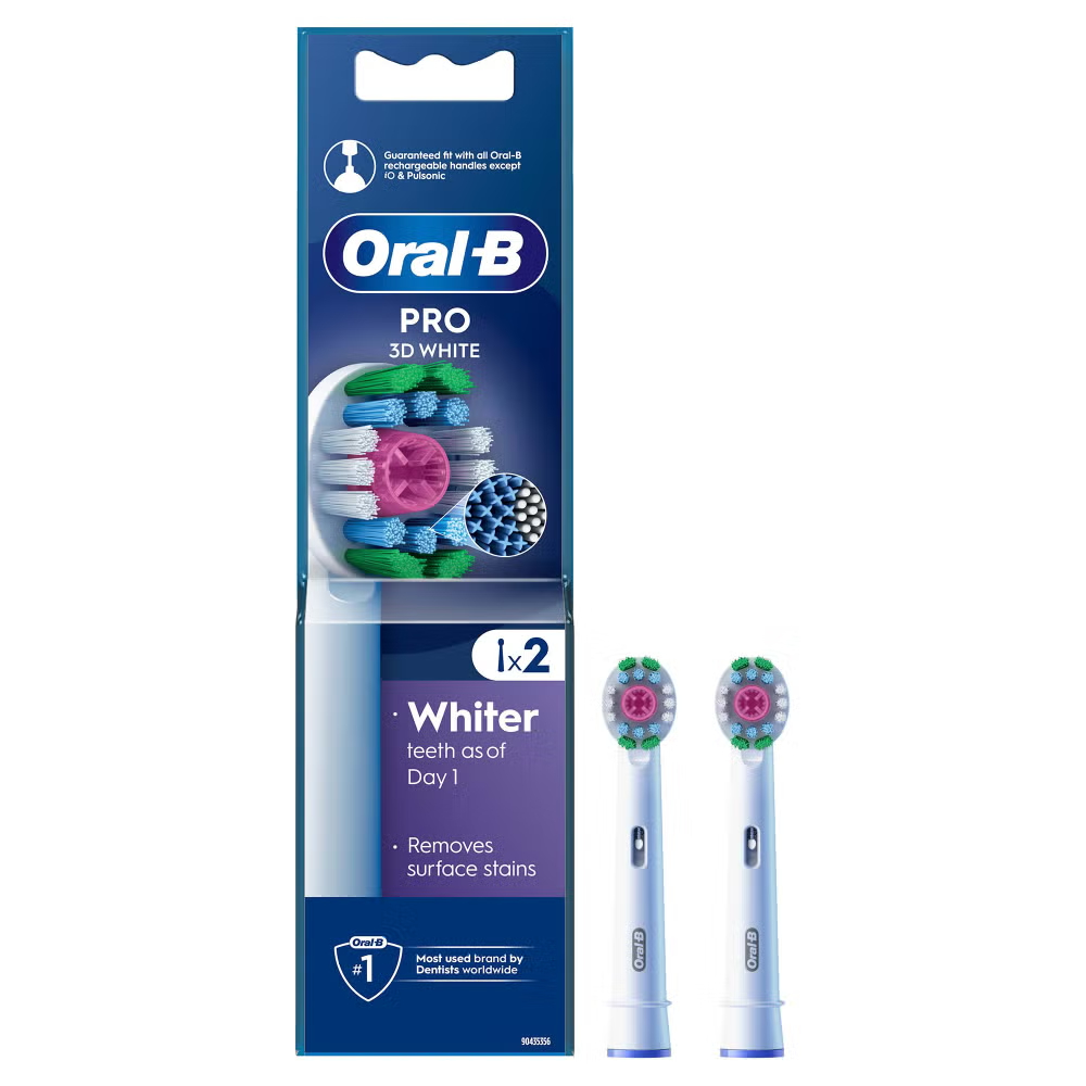 Oral B 3D White Toothbrush Head, 2 pack Image 1