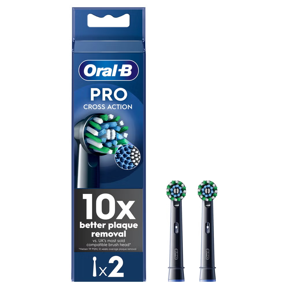 Oral B CrossAction Black Toothbrush Head, 2 pack Image 1
