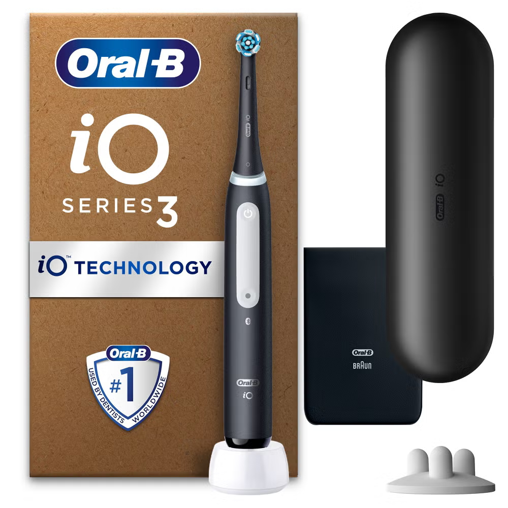 Oral-B iO 3 Matt Black Ultimate Clean Electric Toothbrush Image 1